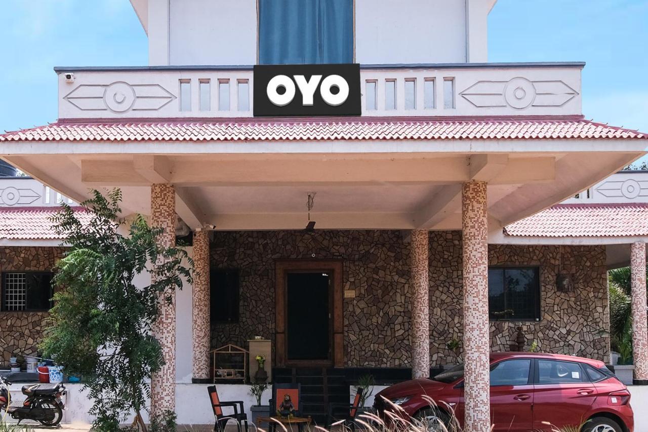 Collection O Palm Exotica Hotel Visakhapatnam Exterior foto